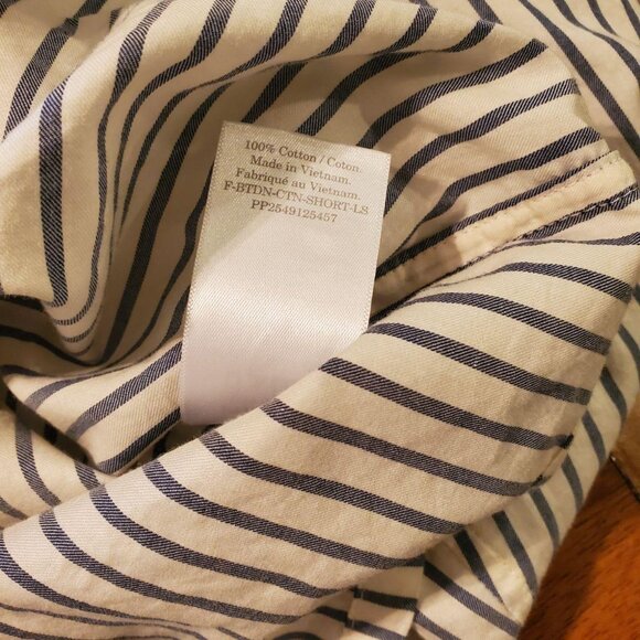 Everlane Way-Short Shirt - Picture 5 of 5